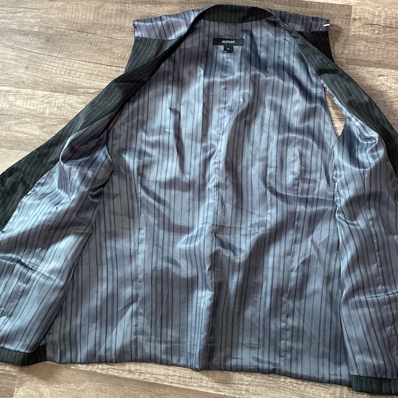 Alfani Vest size S - Picture 6 of 8